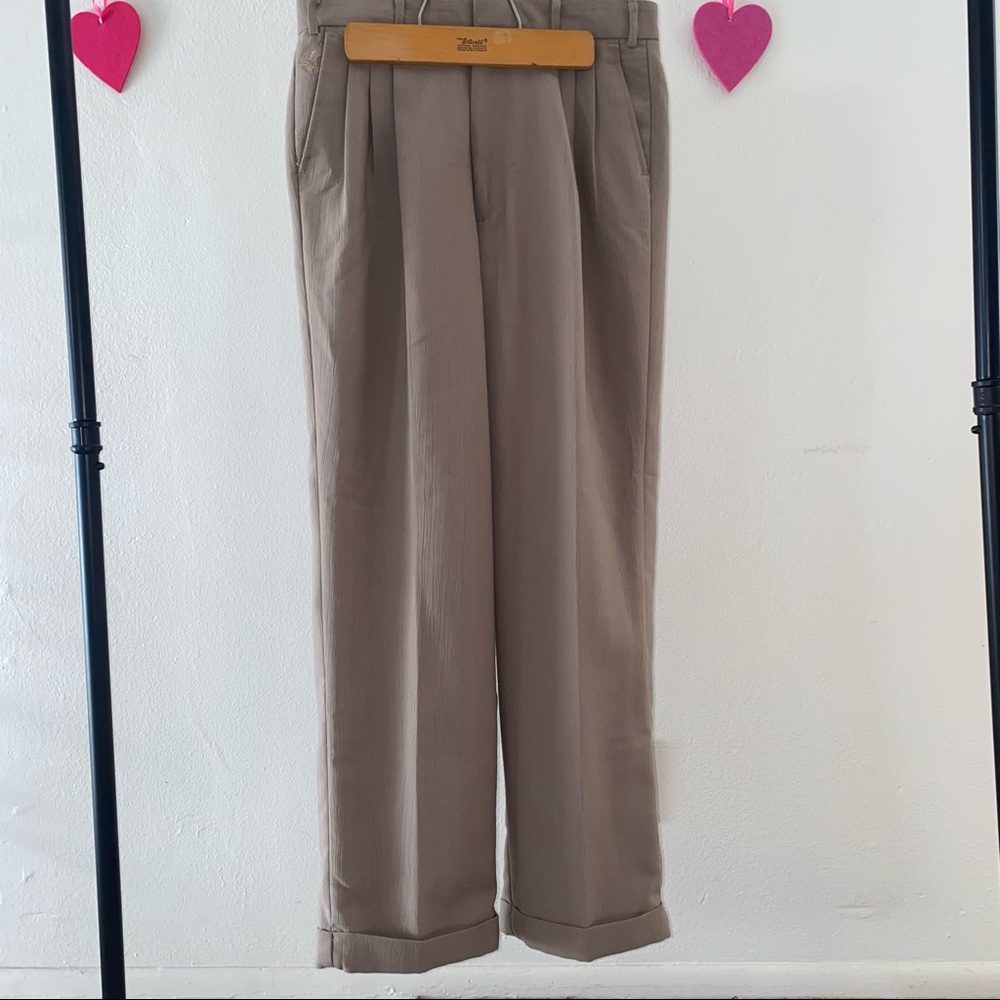 Men’s High Waisted Khaki Trousers
